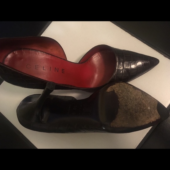 CELINE BROWN EMBOSSED LEATHER PUMPS - Picture 4 of 5